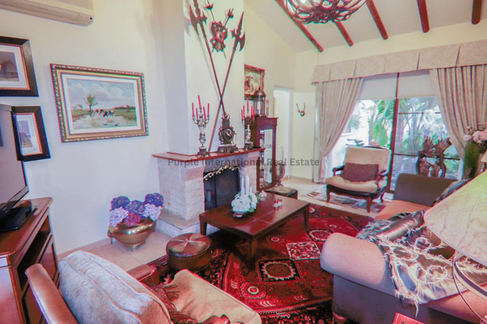 Image No.19-Villa de 5 chambres à vendre à Paralimni