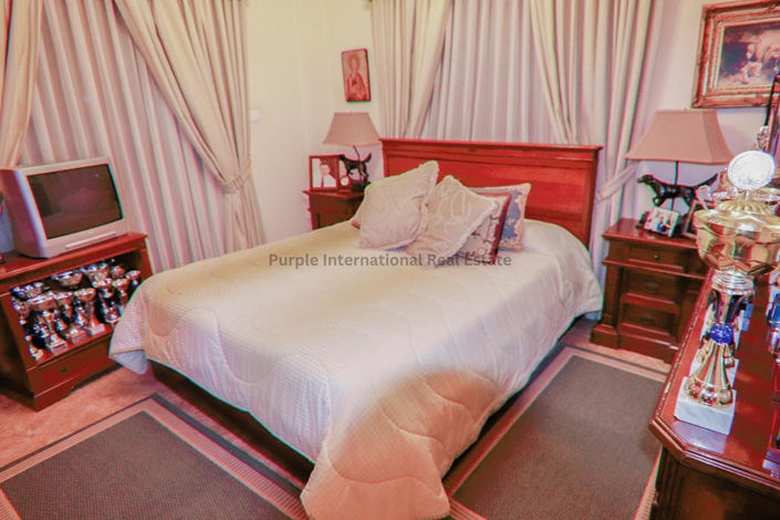 Image No.23-Villa de 5 chambres à vendre à Paralimni