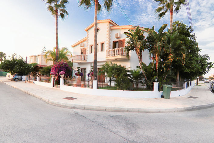 Image No.38-Villa de 5 chambres à vendre à Paralimni