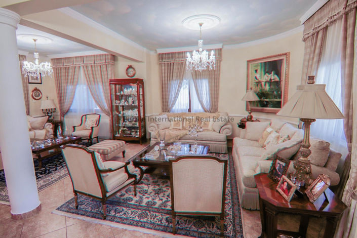 Image No.7-Villa de 5 chambres à vendre à Paralimni