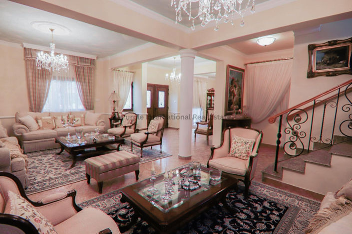 Image No.9-Villa de 5 chambres à vendre à Paralimni