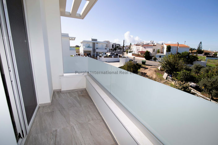 Image No.18-Villa de 4 chambres à vendre à Paralimni