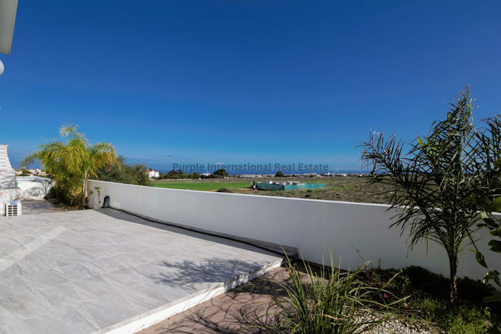 Image No.35-Villa de 4 chambres à vendre à Paralimni