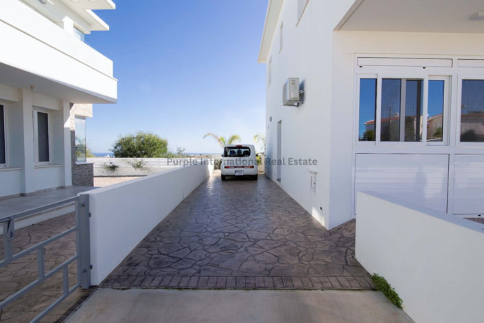 Image No.37-Villa de 4 chambres à vendre à Paralimni