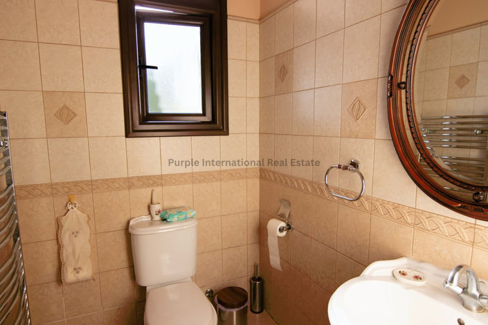 Image No.10-4 Bed Villa for sale