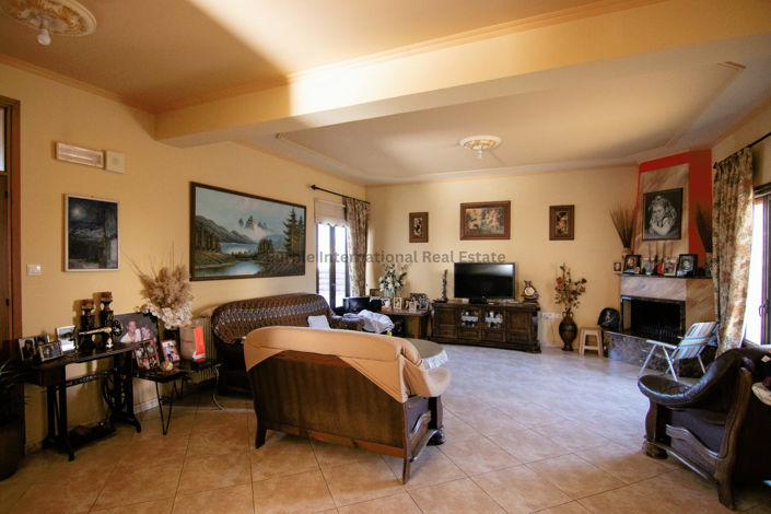 Image No.11-4 Bed Villa for sale