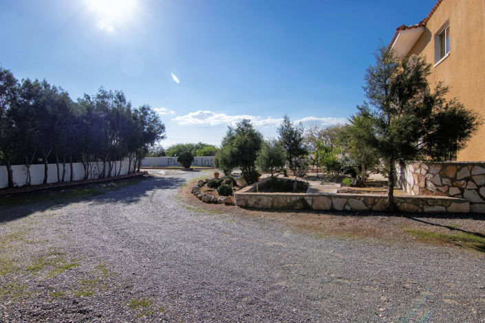 Image No.39-5 Bed Villa for sale