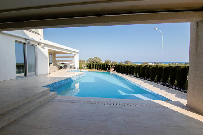 Image No.11-7 Bed Villa for sale