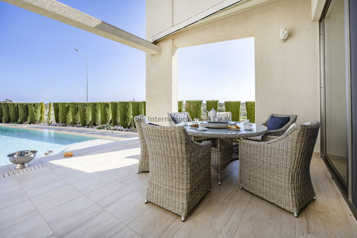 Image No.14-7 Bed Villa for sale