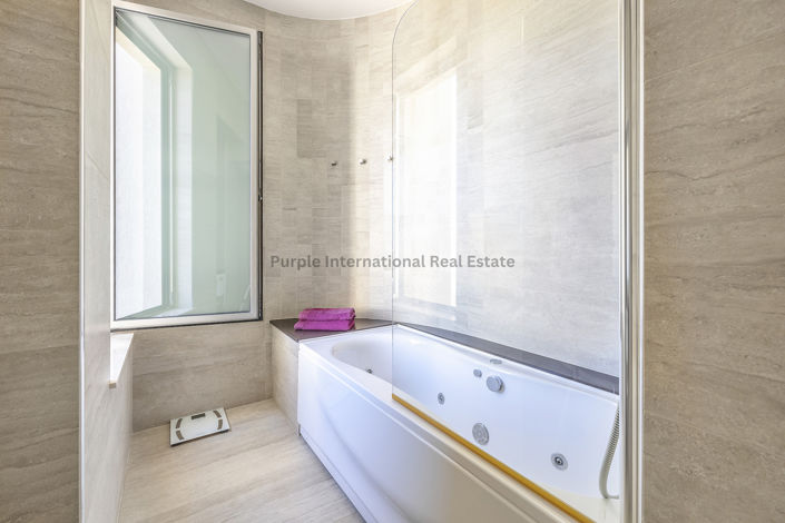 Image No.23-7 Bed Villa for sale