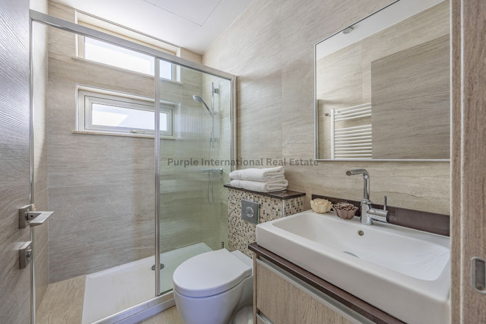 Image No.29-7 Bed Villa for sale