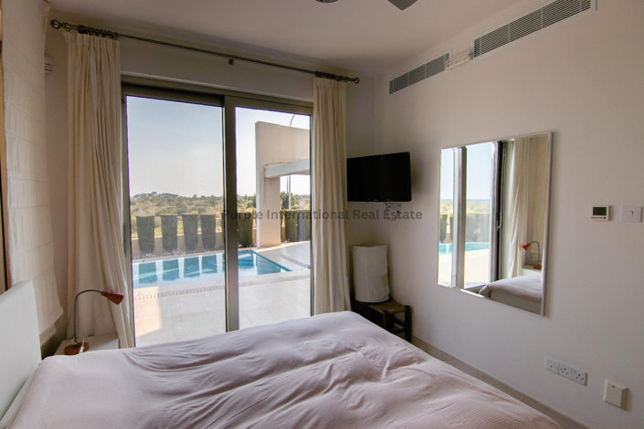 Image No.30-7 Bed Villa for sale