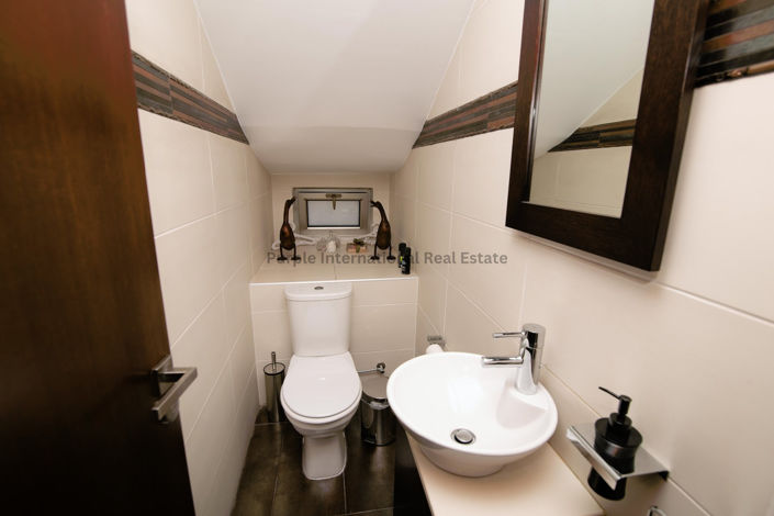 Image No.21-5 Bed Villa for sale