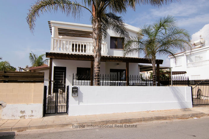 Image No.1-Villa de 2 chambres à vendre à Ayia Thekla