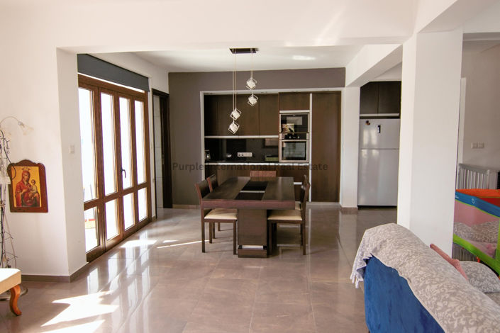 Image No.2-Villa de 2 chambres à vendre à Ayia Thekla