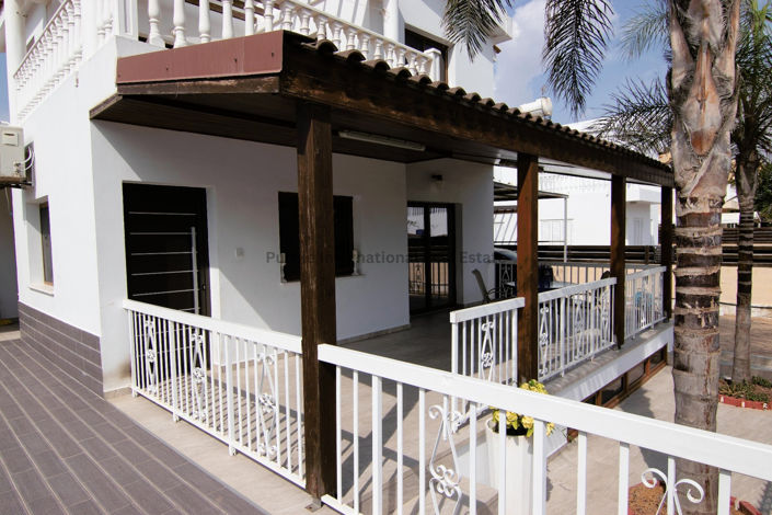 Image No.4-Villa de 2 chambres à vendre à Ayia Thekla