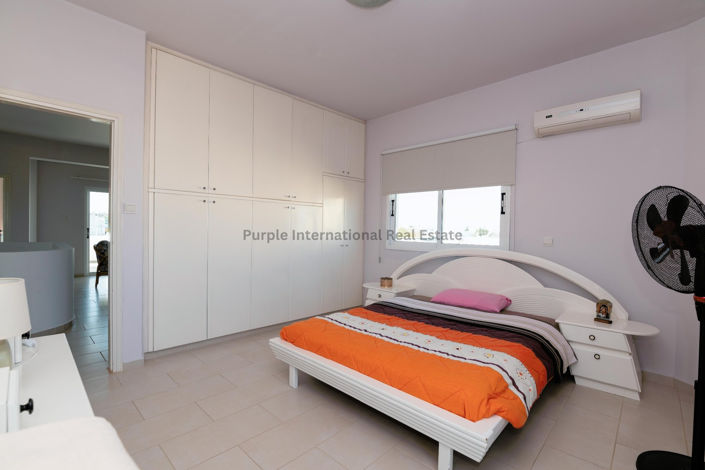 Image No.34-3 Bed Villa for sale