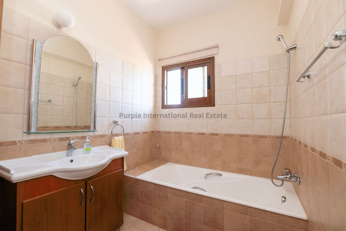 Image No.10-Villa de 3 chambres à vendre à Paralimni