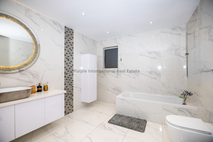 Image No.23-Villa de 6 chambres à vendre à Famagusta