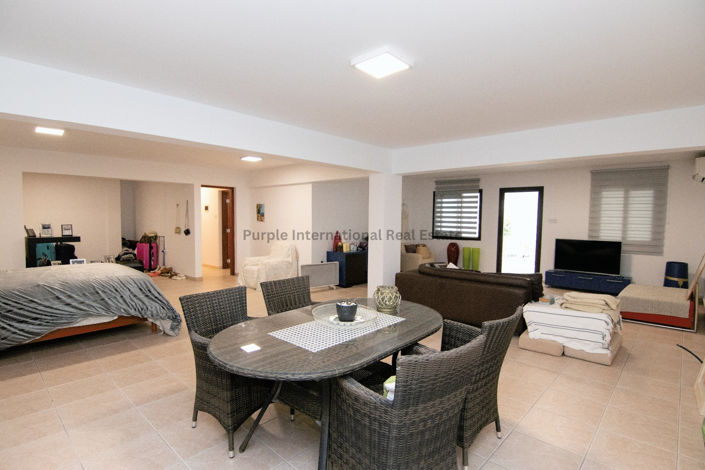 Image No.39-Villa de 6 chambres à vendre à Famagusta