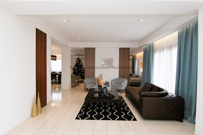 Image No.4-Villa de 6 chambres à vendre à Famagusta