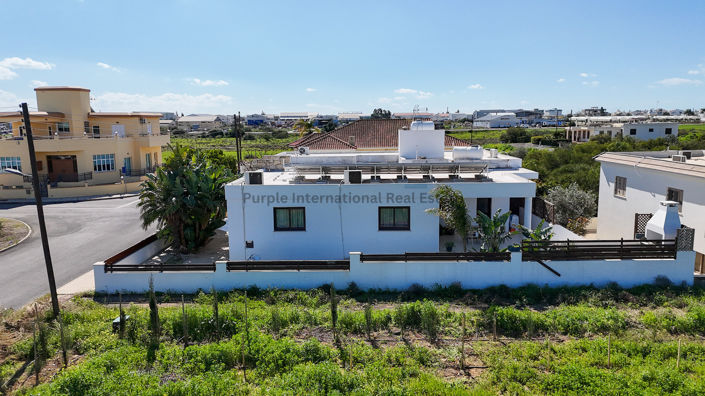 Image No.42-Villa de 6 chambres à vendre à Famagusta