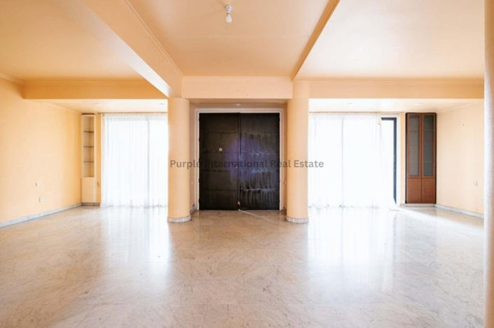 Image No.2-3 Bed Villa for sale