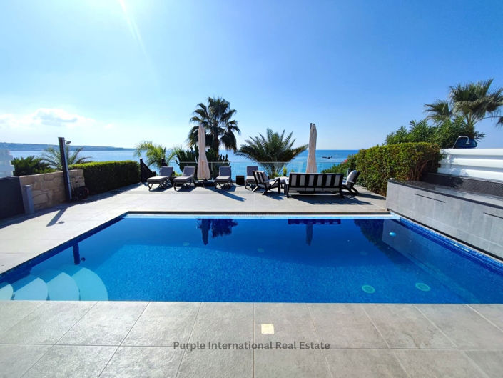 Image No.1-Villa de 5 chambres à vendre à Coral Bay