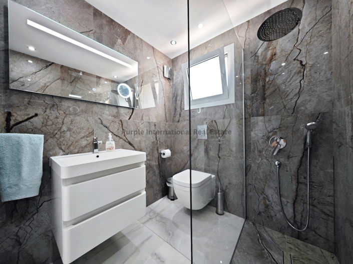 Image No.3-Villa de 5 chambres à vendre à Coral Bay