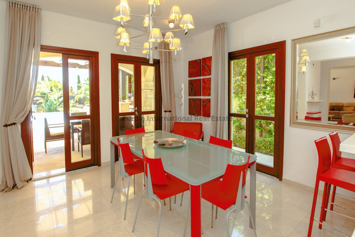 Image No.3-3 Bed Villa for sale