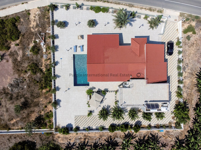 Image No.51-Villa de 4 chambres à vendre à Sea Caves