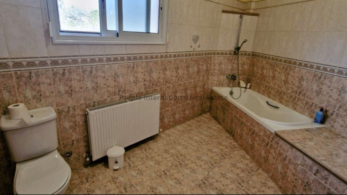 Image No.10-Villa de 6 chambres à vendre à Asgata