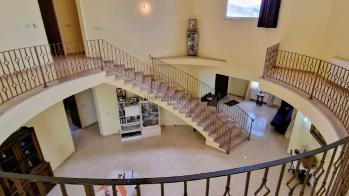 Image No.2-Villa de 6 chambres à vendre à Asgata