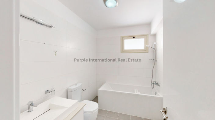 Image No.40-4 Bed Bungalow for sale