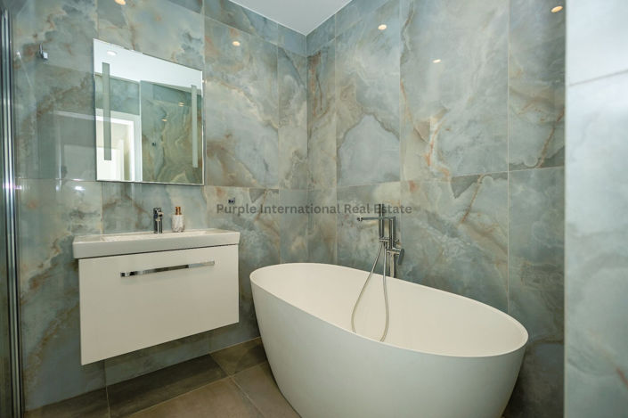 Image No.21-Villa de 4 chambres à vendre à Agios Athanasios