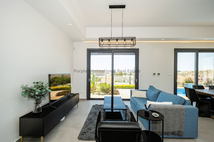 Image No.4-Villa de 4 chambres à vendre à Agios Athanasios