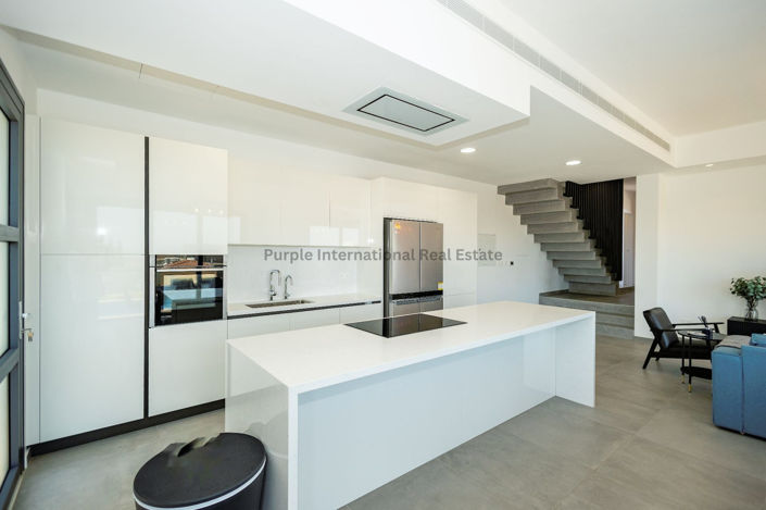 Image No.6-Villa de 4 chambres à vendre à Agios Athanasios