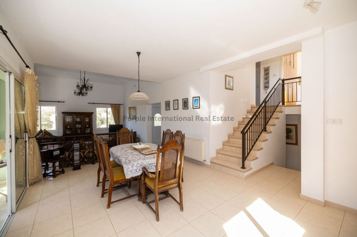 Image No.14-4 Bed Villa for sale