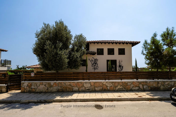 Image No.1-Villa de 5 chambres à vendre à Souni