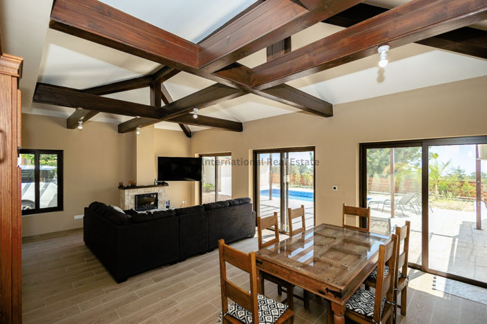 Image No.8-5 Bed Villa for sale