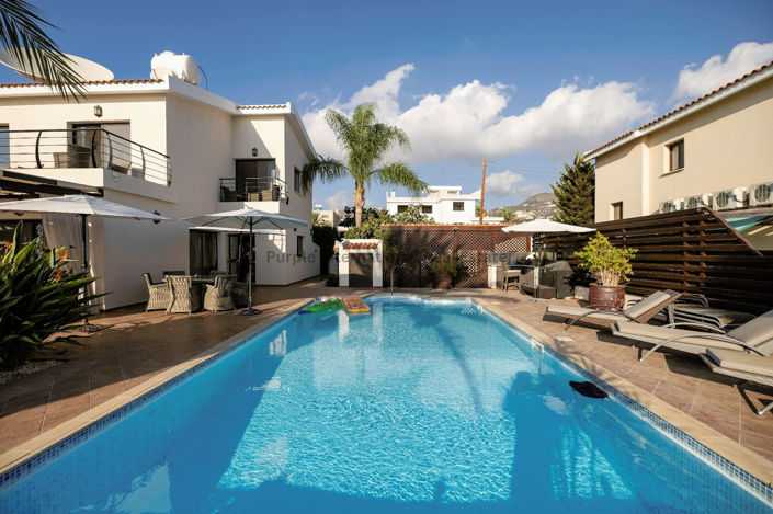 Image No.24-3 Bed Villa for sale