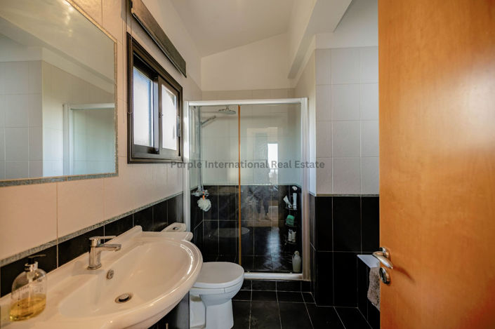 Image No.33-3 Bed Villa for sale