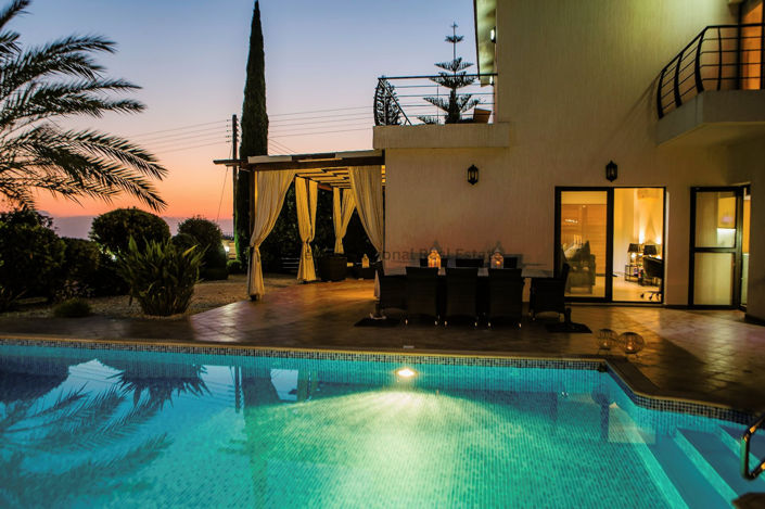 Image No.34-3 Bed Villa for sale