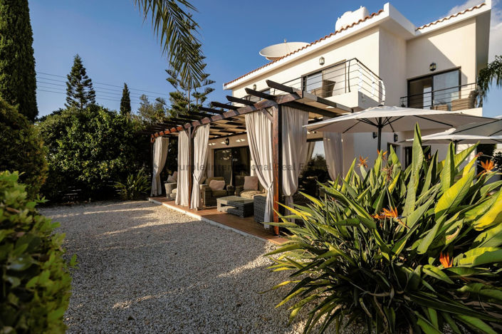 Image No.39-3 Bed Villa for sale