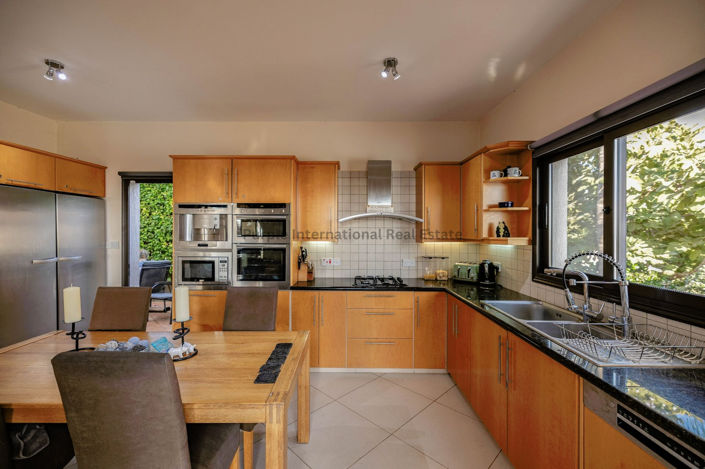 Image No.9-3 Bed Villa for sale