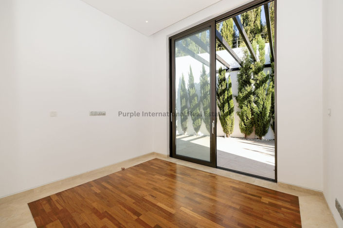 Image No.11-5 Bed Villa for sale