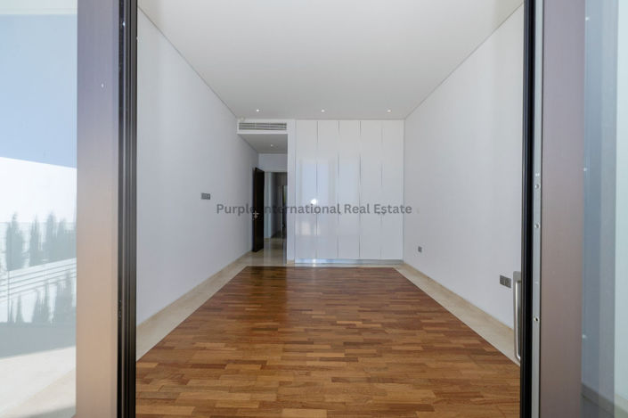 Image No.17-5 Bed Villa for sale