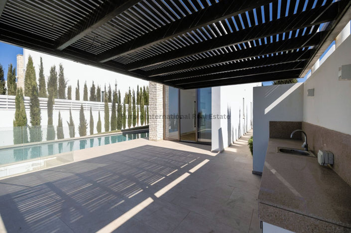 Image No.38-5 Bed Villa for sale