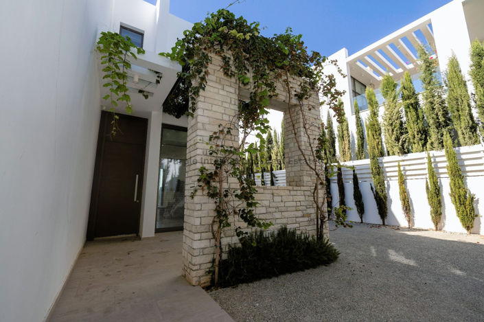 Image No.45-5 Bed Villa for sale