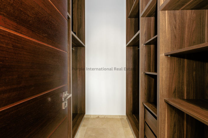 Image No.9-5 Bed Villa for sale